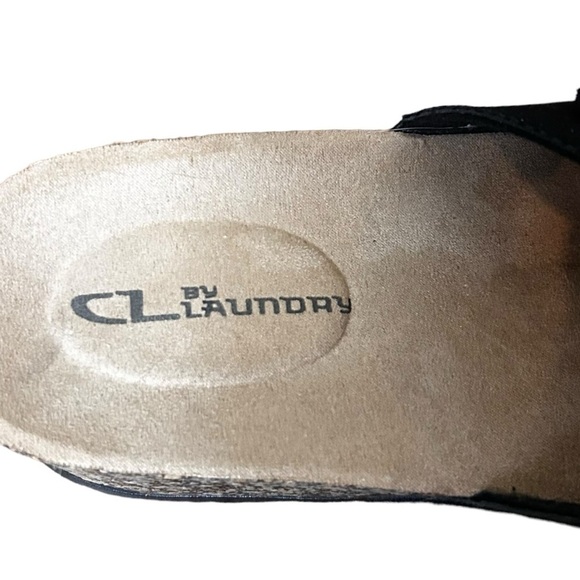 Chinese Laundry Women's Double Buckle Footbed Sandals - Picture 6 of 8